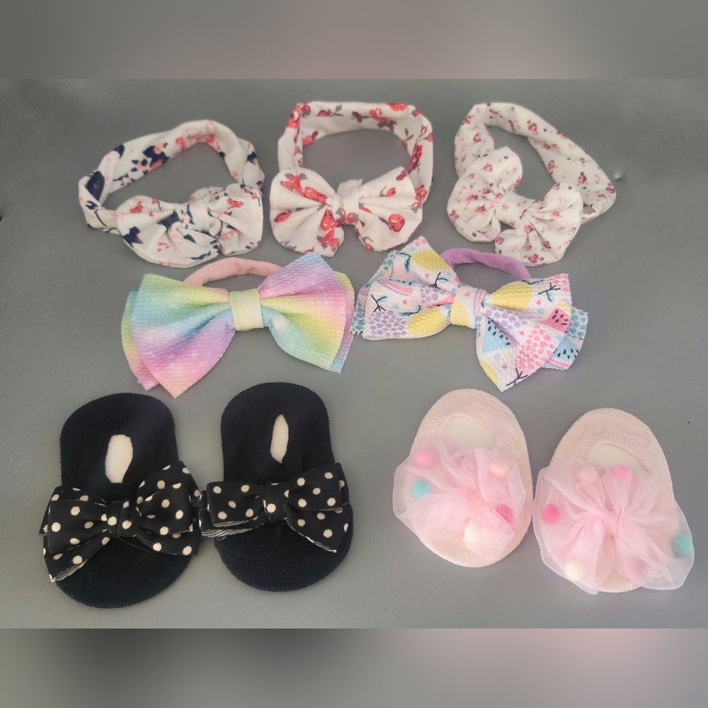 Infant Baby Girl Non Slip Bootie Socks & Head Piece Bundle